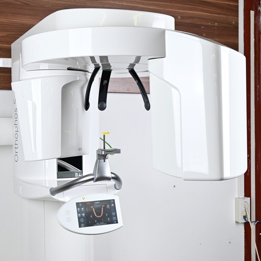 Dentsply Sirona Orthophos S 2D OPG Ceph Baujahr 2021 Röntgengerät gebraucht | 337679