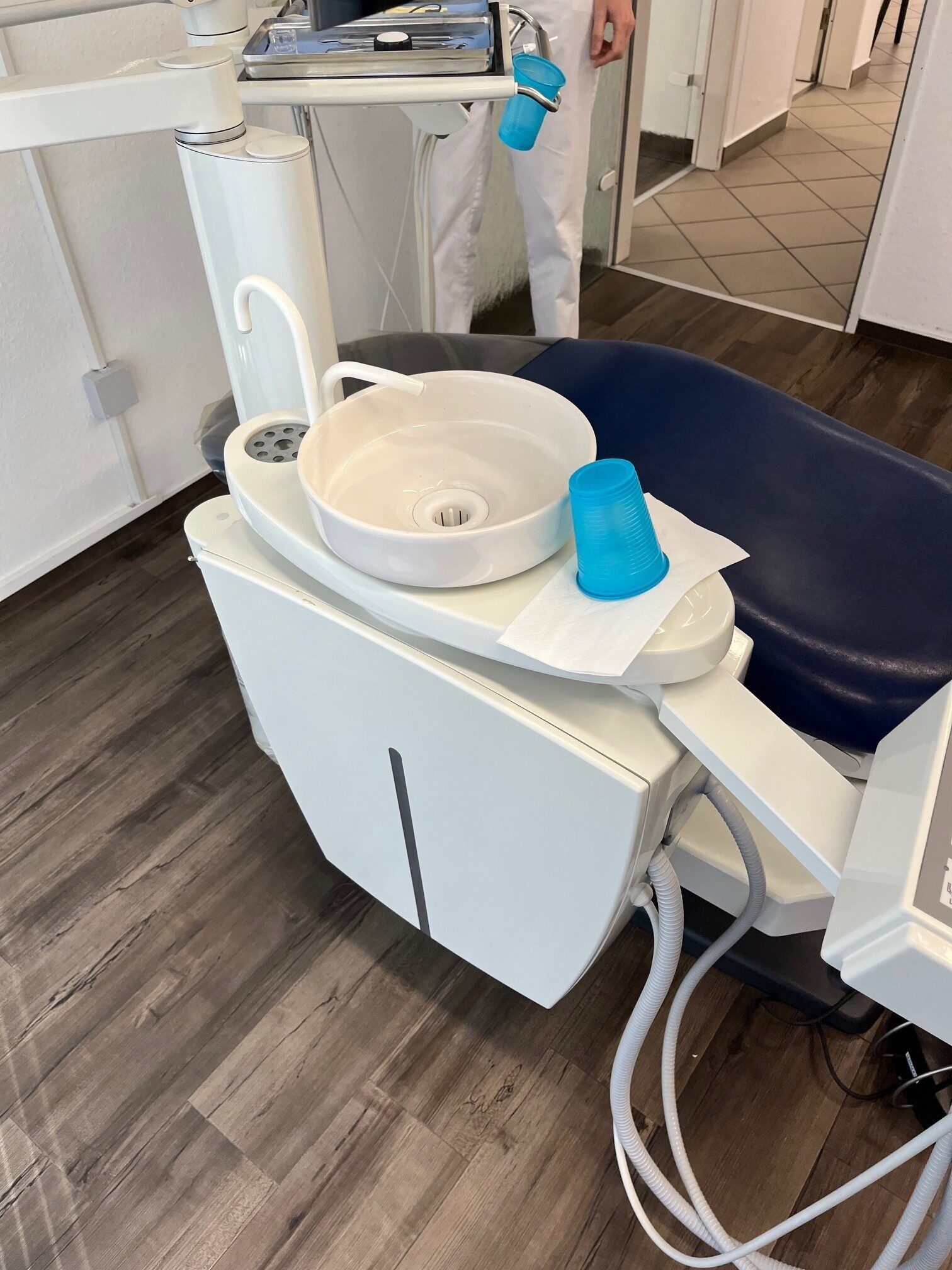 2 x Ultradent U1301 inkl. GL2020 – Nassabsaugung und Bottle | 336865