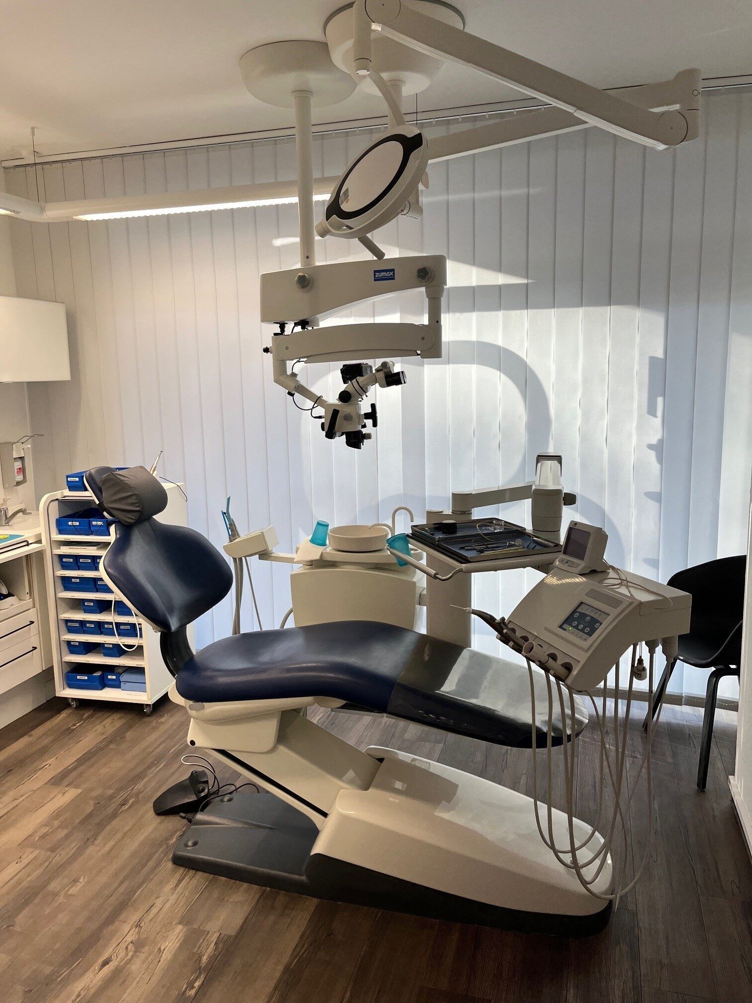 2 x Ultradent U1301 inkl. GL2020 – Nassabsaugung und Bottle | 336862