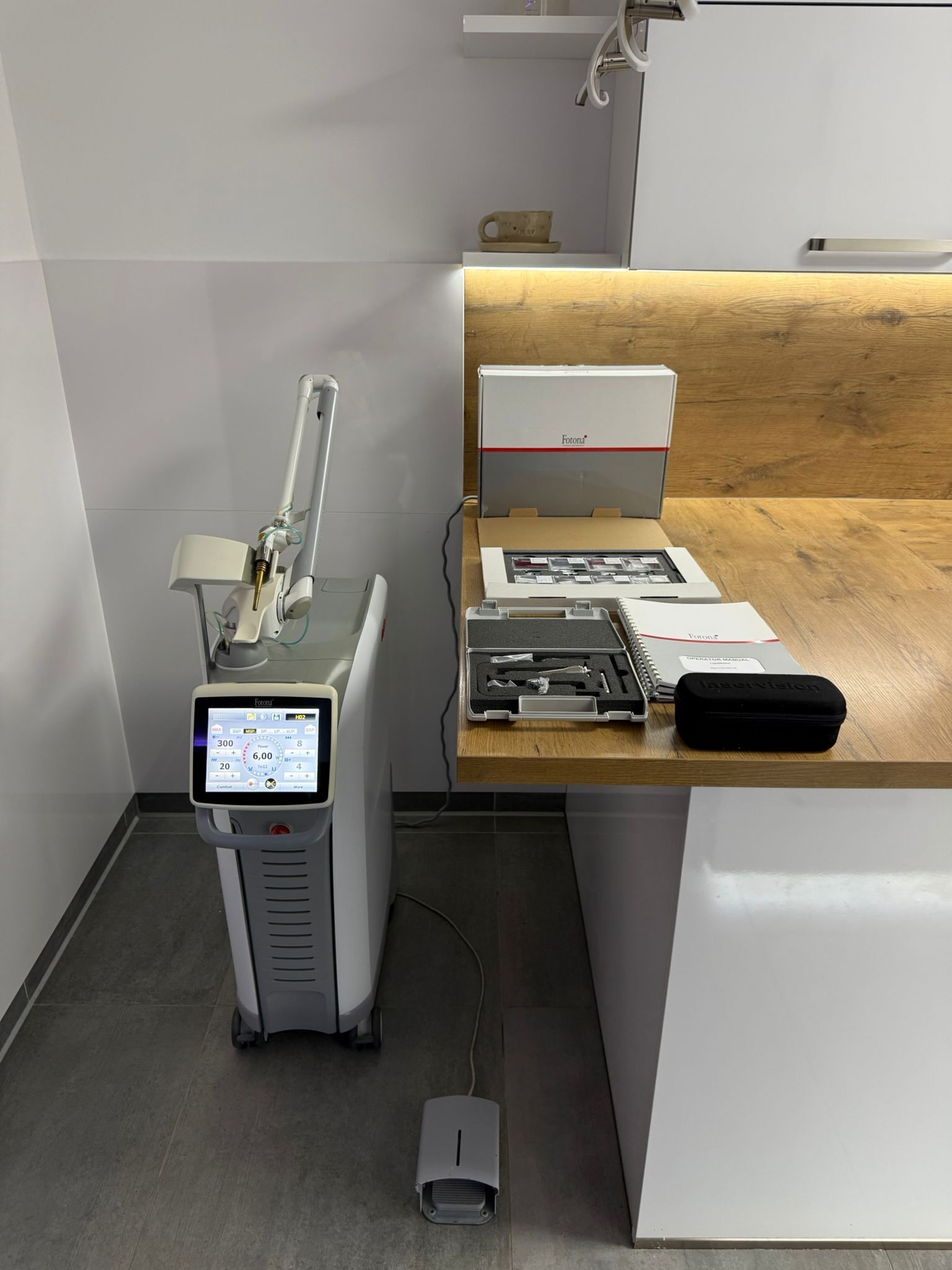 Fotona Lightwalker STE Pro für Perio Gewebe Chirurgie Ästhetik Dental Laser 2017 | 338546