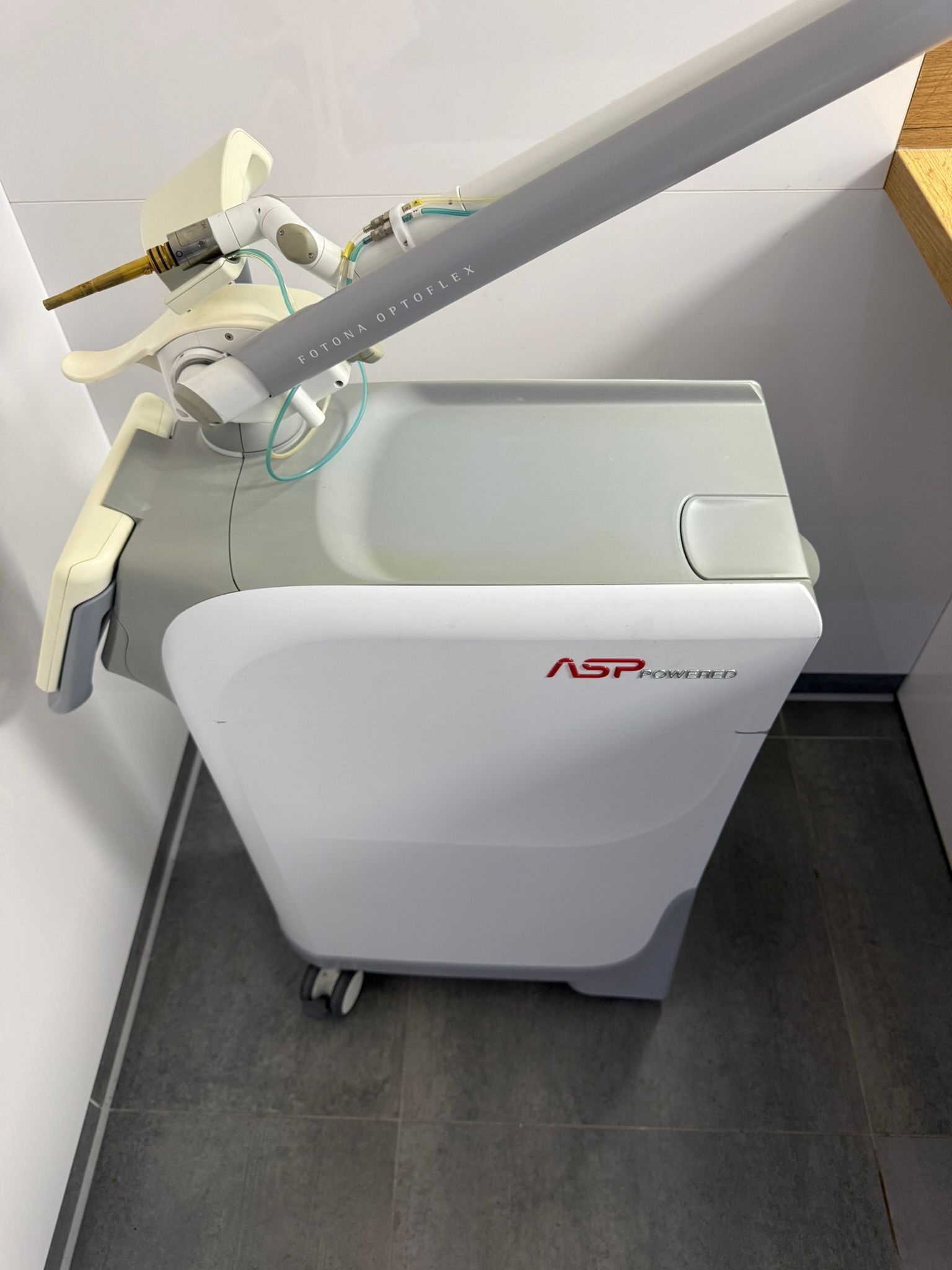 Fotona Lightwalker STE Pro für Perio Gewebe Chirurgie Ästhetik Dental Laser 2017 | 338555