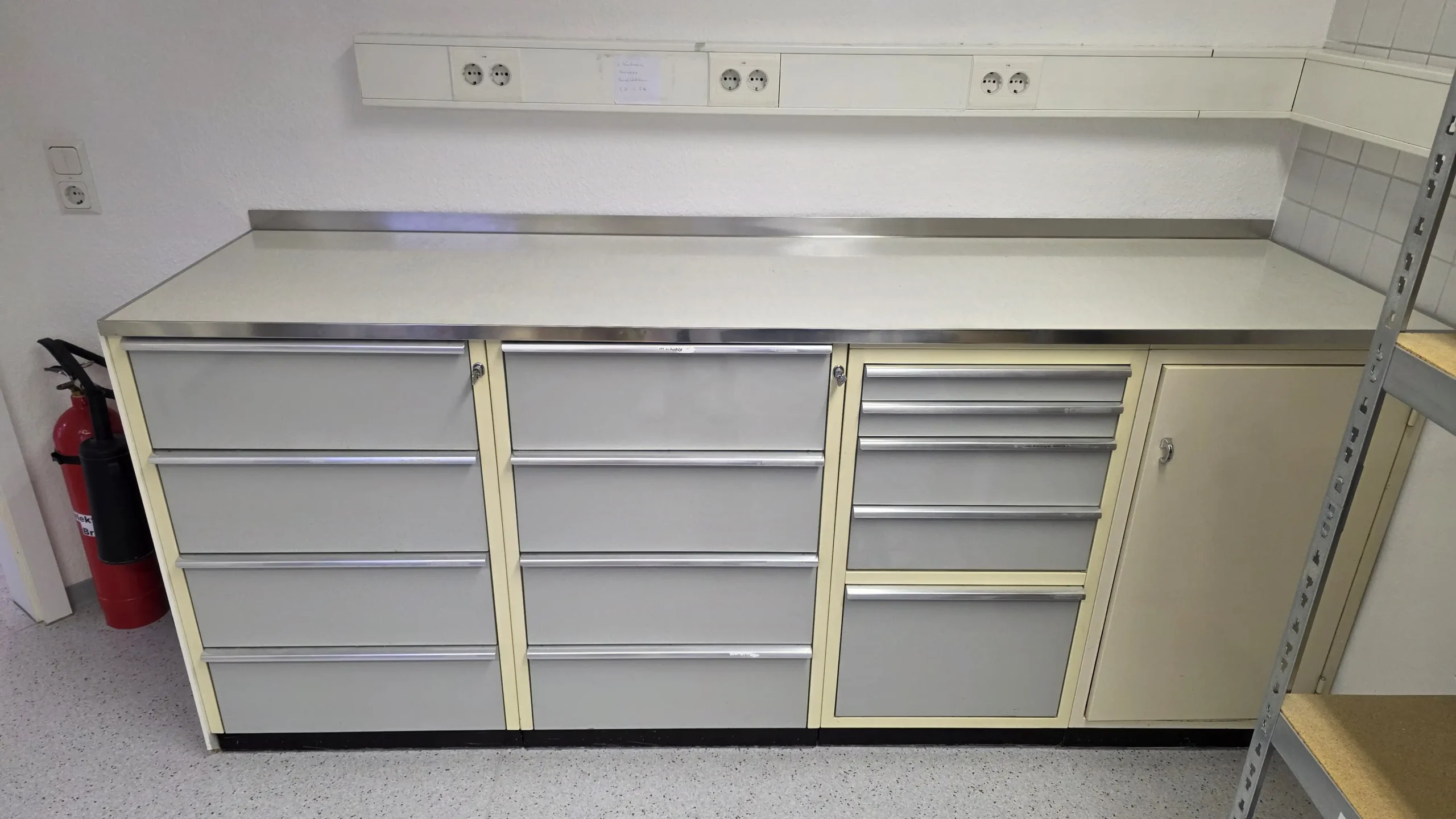 Baisch Metallschränke an Abholer günstig! | 337963