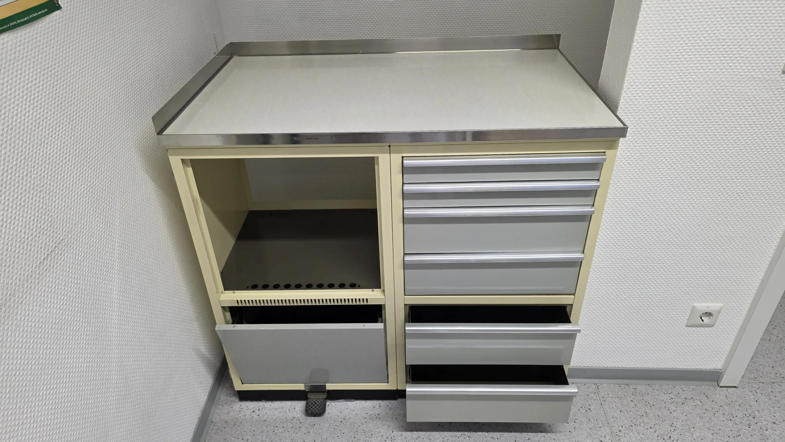 Baisch Metallschränke an Abholer günstig! | 337965