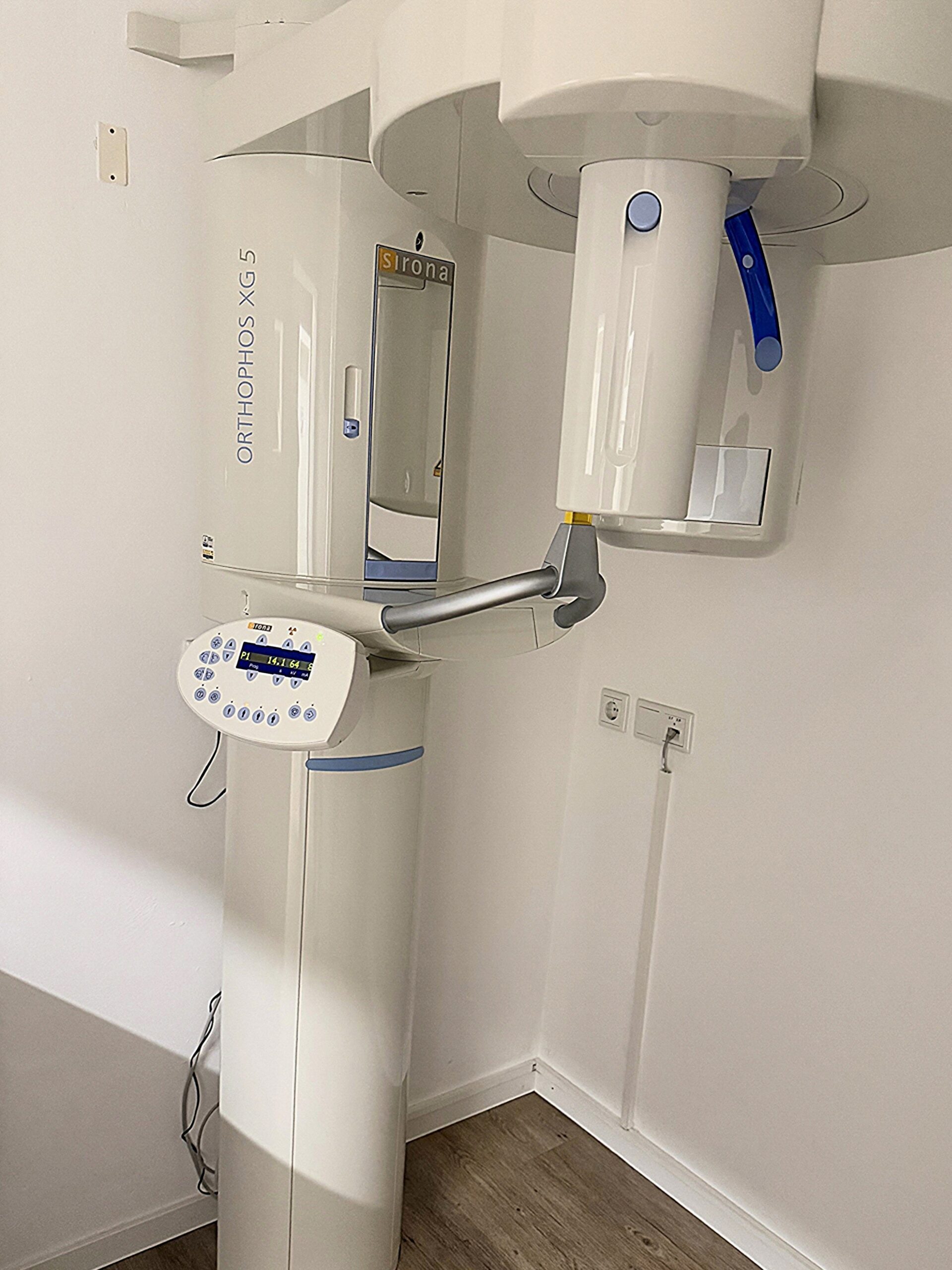 ORTHOPHOS XG5 gebraucht von Sirona zu verkaufen ! – Voll funktionsfähig ! | 338396