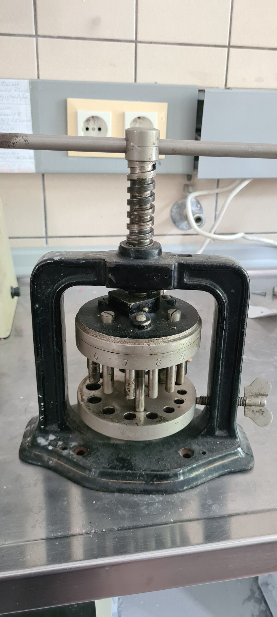 Antike Kronenpresse, Rarität | 338595