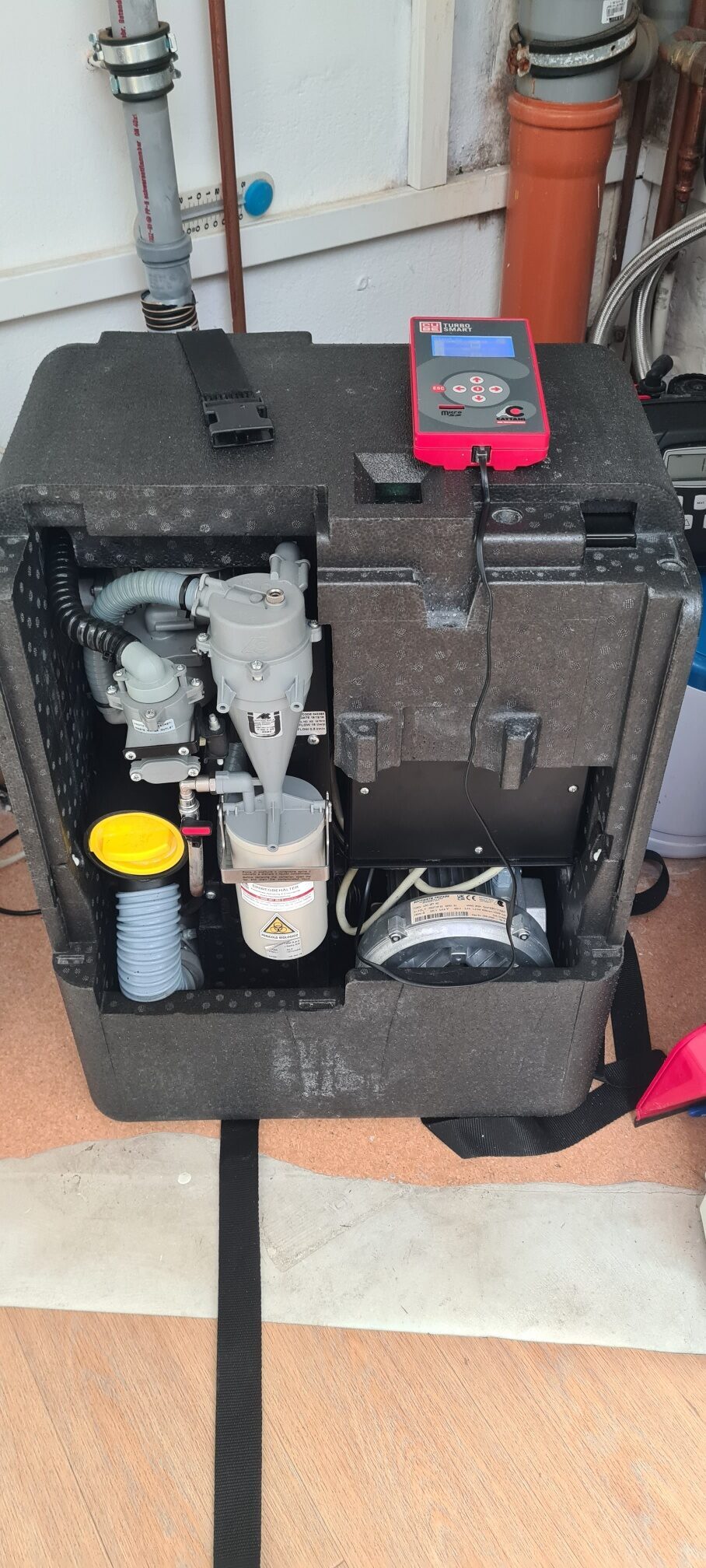 Cattani Turbo-Smart Cube Version B mit Amalgamabscheider Trocken- und Nassabsaugung Kaufdatum 05/2017 gebraucht & geprüft | 338182