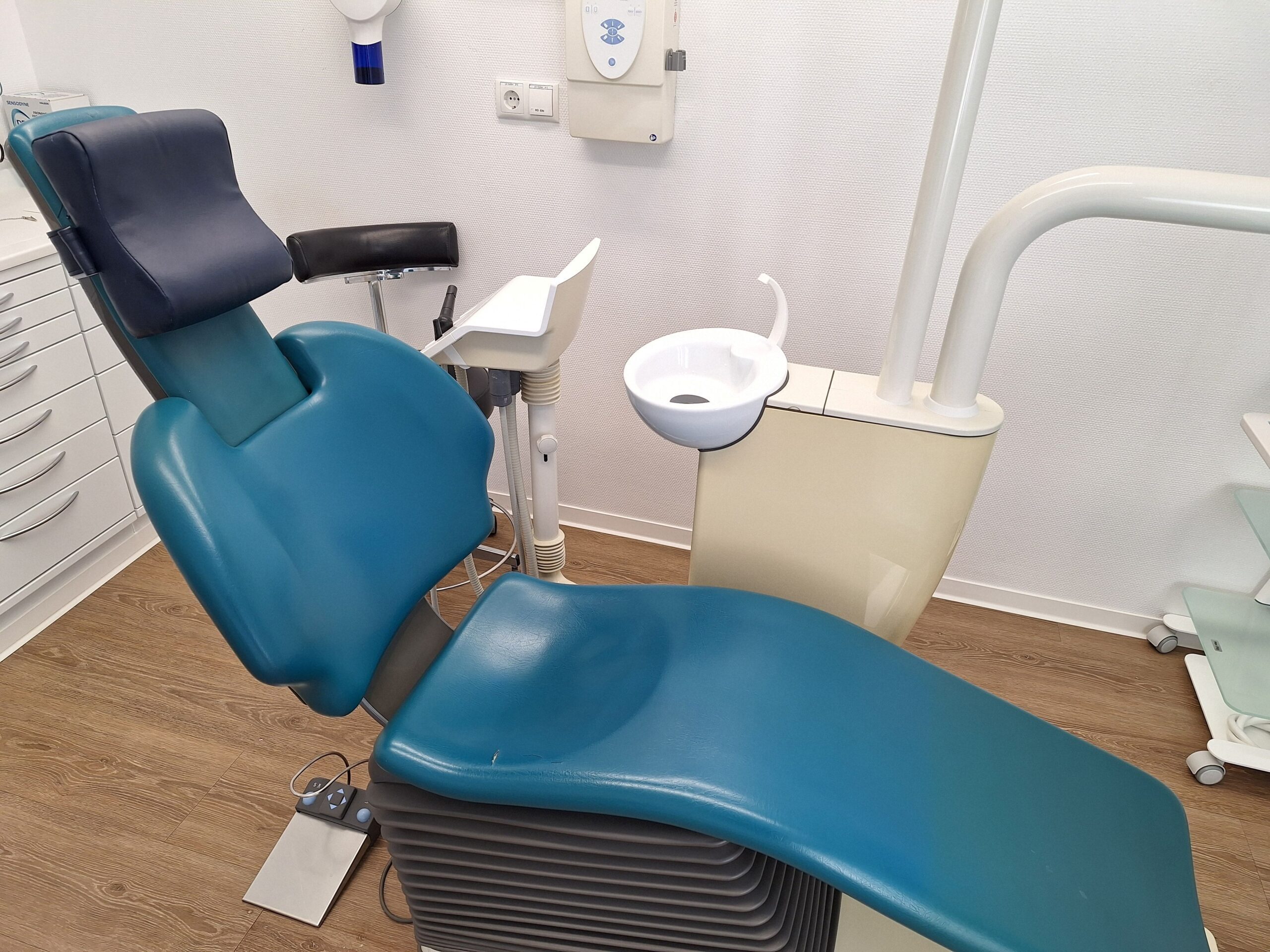 Sirona C5+ mit Nassabsaugung Bj. 2006 | 338170
