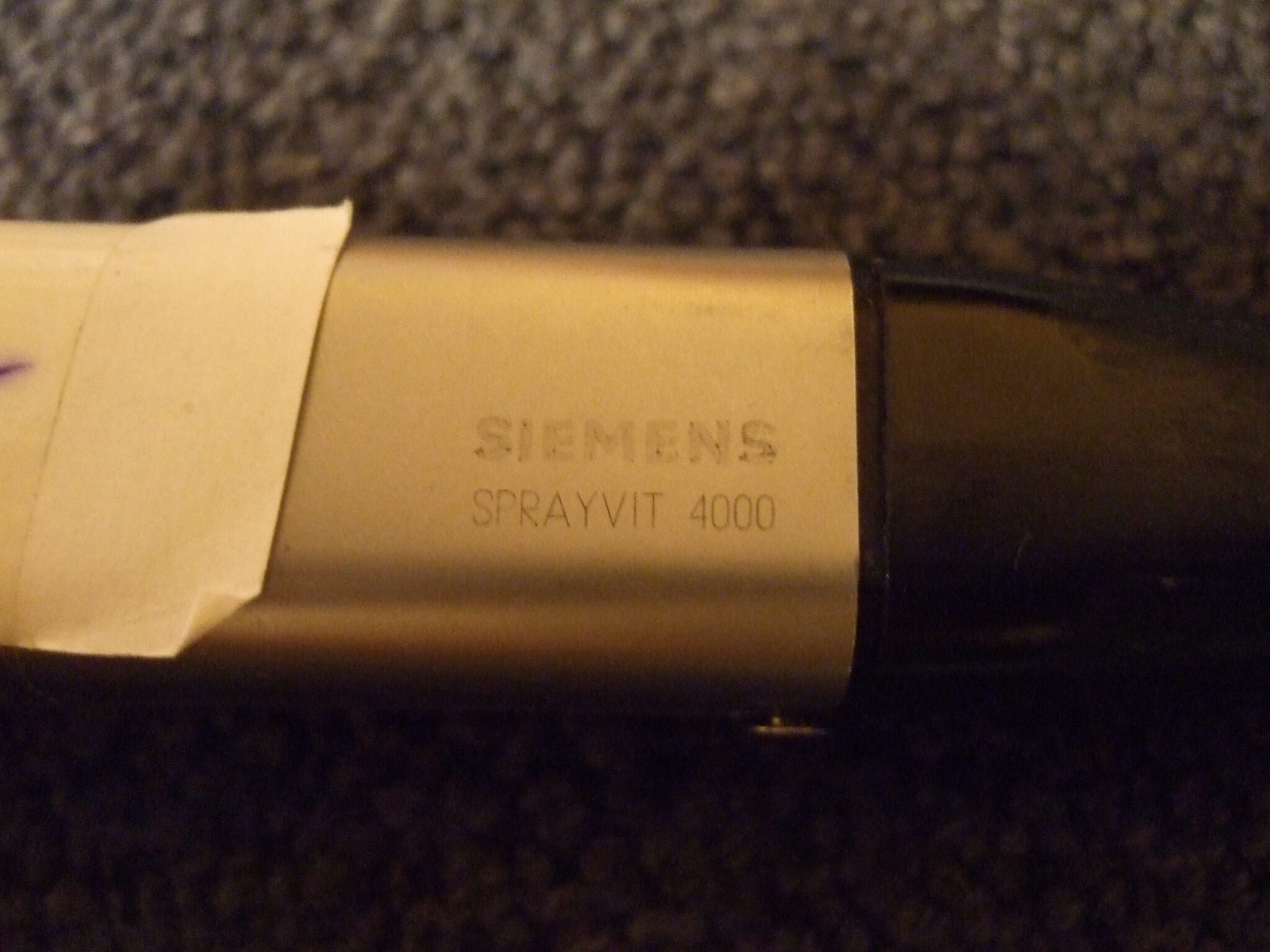 2 Multifunktionsspritzen Sprayvit 4000 für Sirona M1 und viele andere Sirona-Einheiten, mit Schläuchen und Kupplungen | 338051