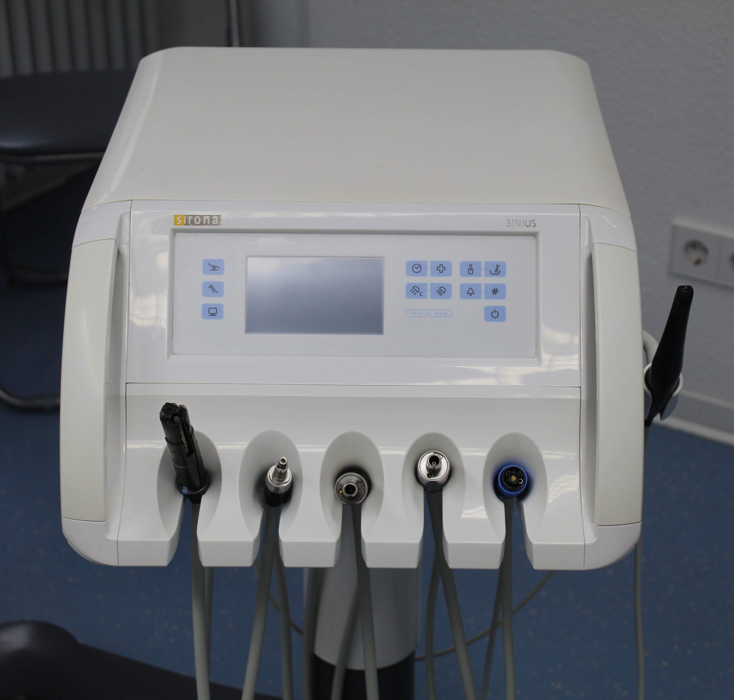 Gebrauchtgerät – Sirona Sinius Behandlungseinheit | 338342