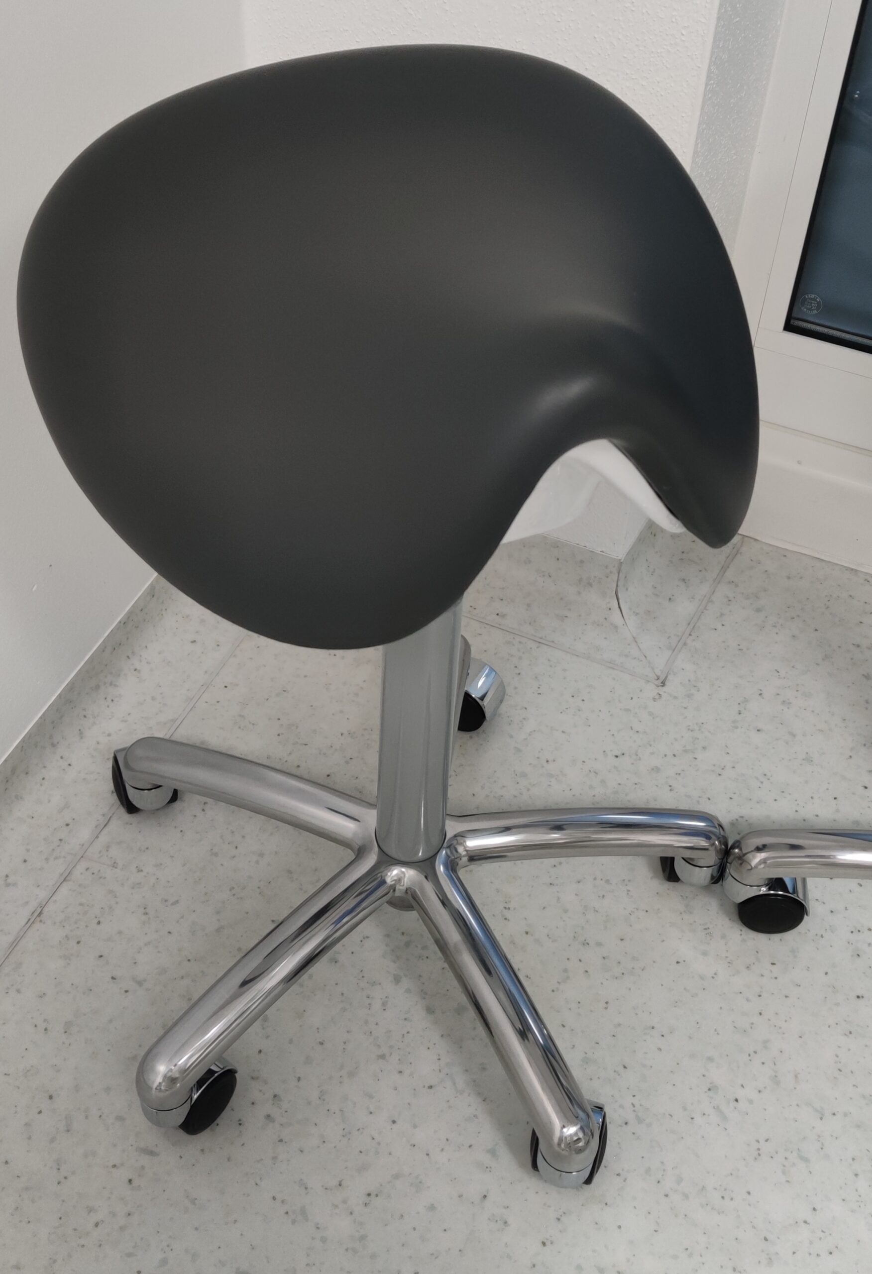 Sattelstuhl Iron S von Ultradent, NEU. Grau | 339039