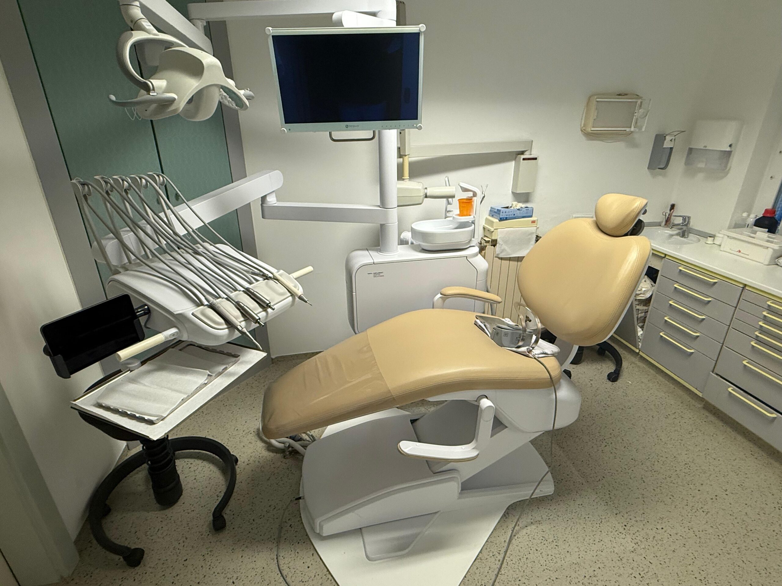 Behandlungseinheit Diplomat Model Pro | 338500