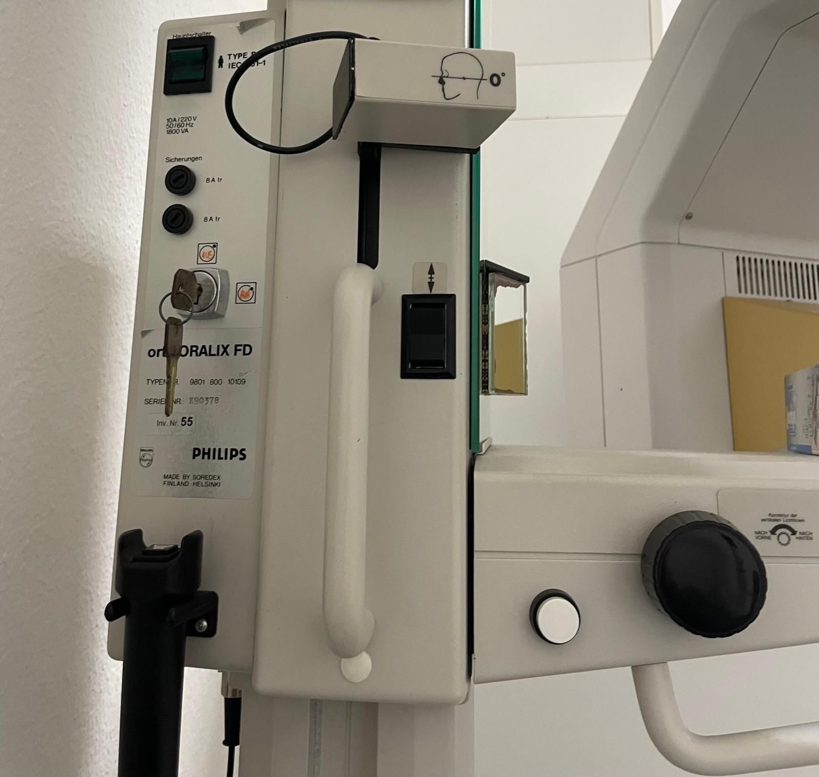 Röntgengeräte und Entwicklungsgerät Dürr XR24 mit Tageslichtvorsatz | 339101