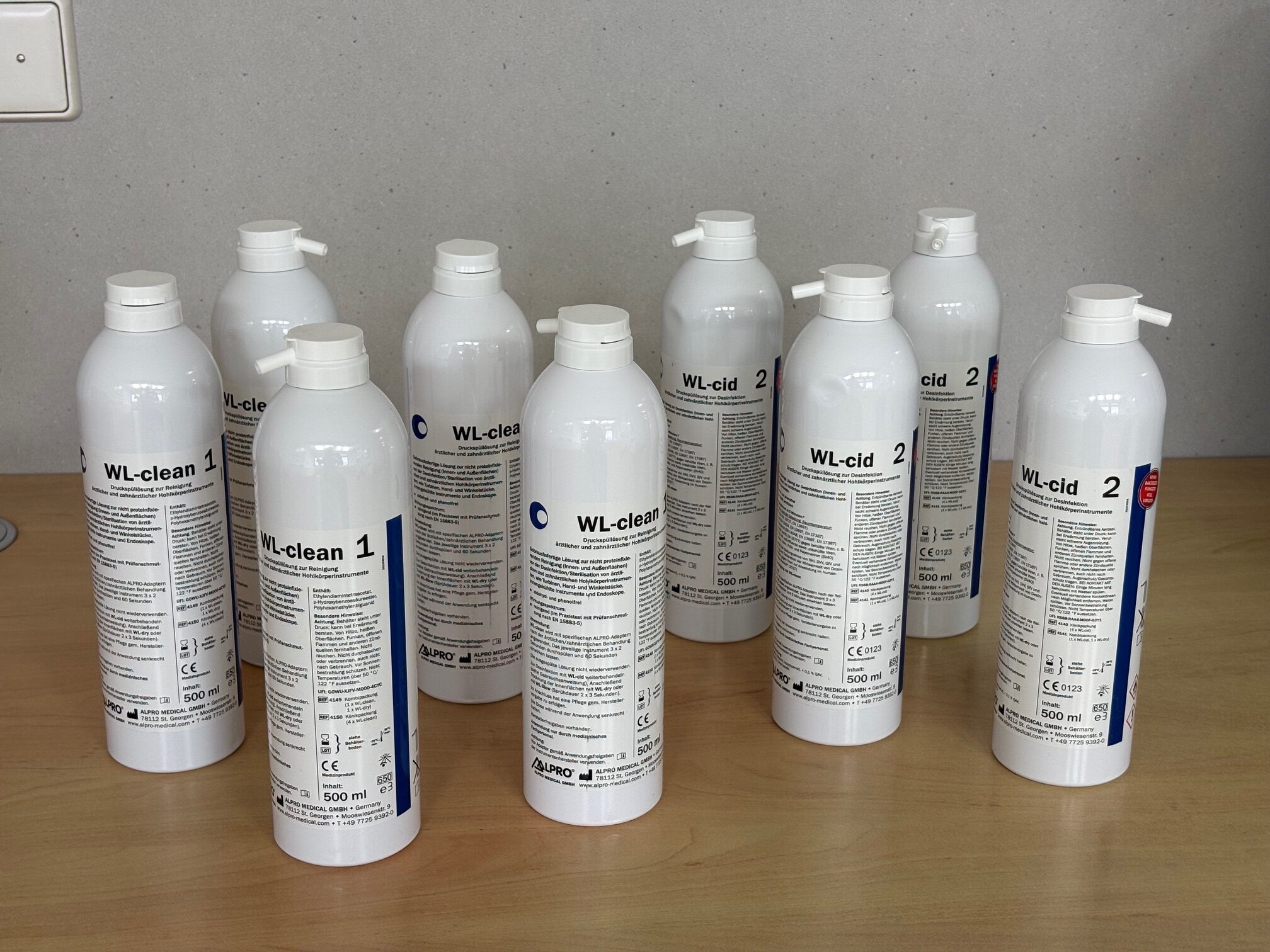 UNGENUTZT: Alpro WL-clean (5 Dosen) & WL-cid (4 Dosen) Reinigung + Desinfektion Druckspüllösung für zahnärztliche Hohlkörperinstrumente | 338251