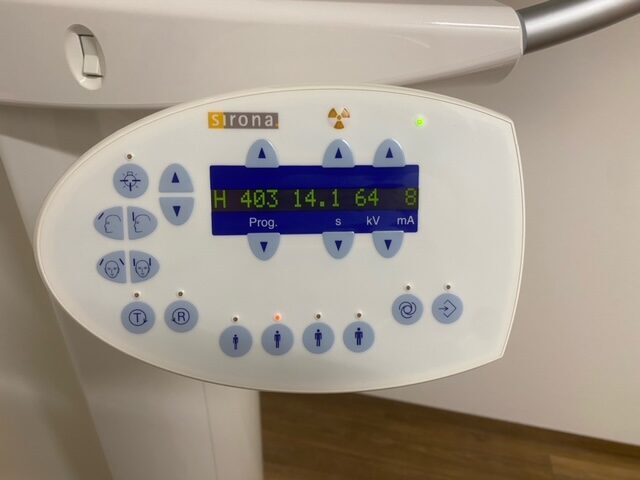 Sirona Orthophos XG5 2D BJ. 2014 OPG neuer Röntgenstrahler 2025 | 339003