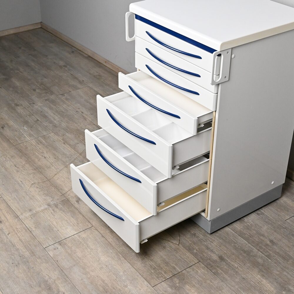 Dental 3er Behandlungszeile / Schrankzeile inkl. 1 Rollschrank aus Stahl, gebraucht | 340840