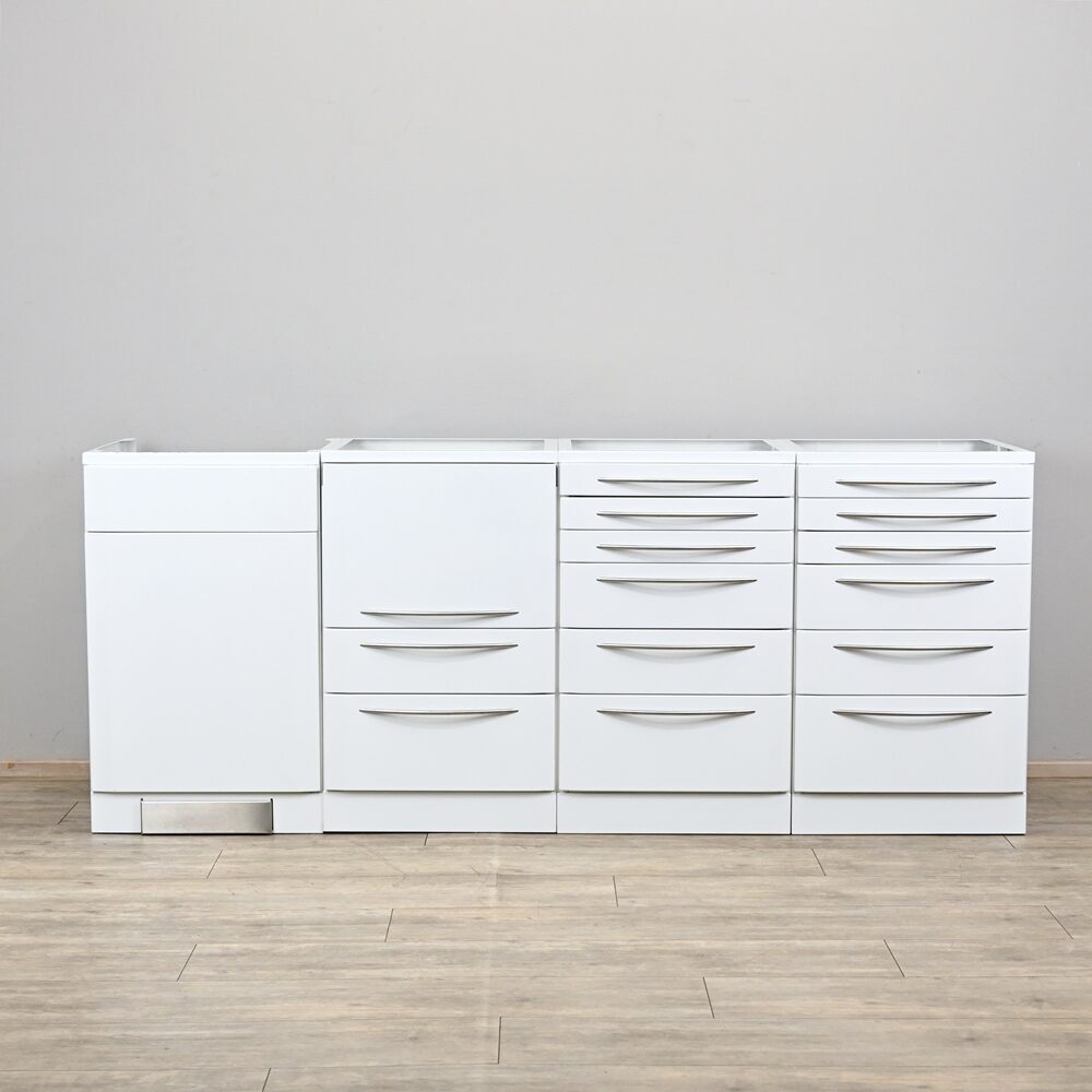 Le-iS 4er Behandlungszeile / Schrankzeile aus Stahl, gebraucht | 340816