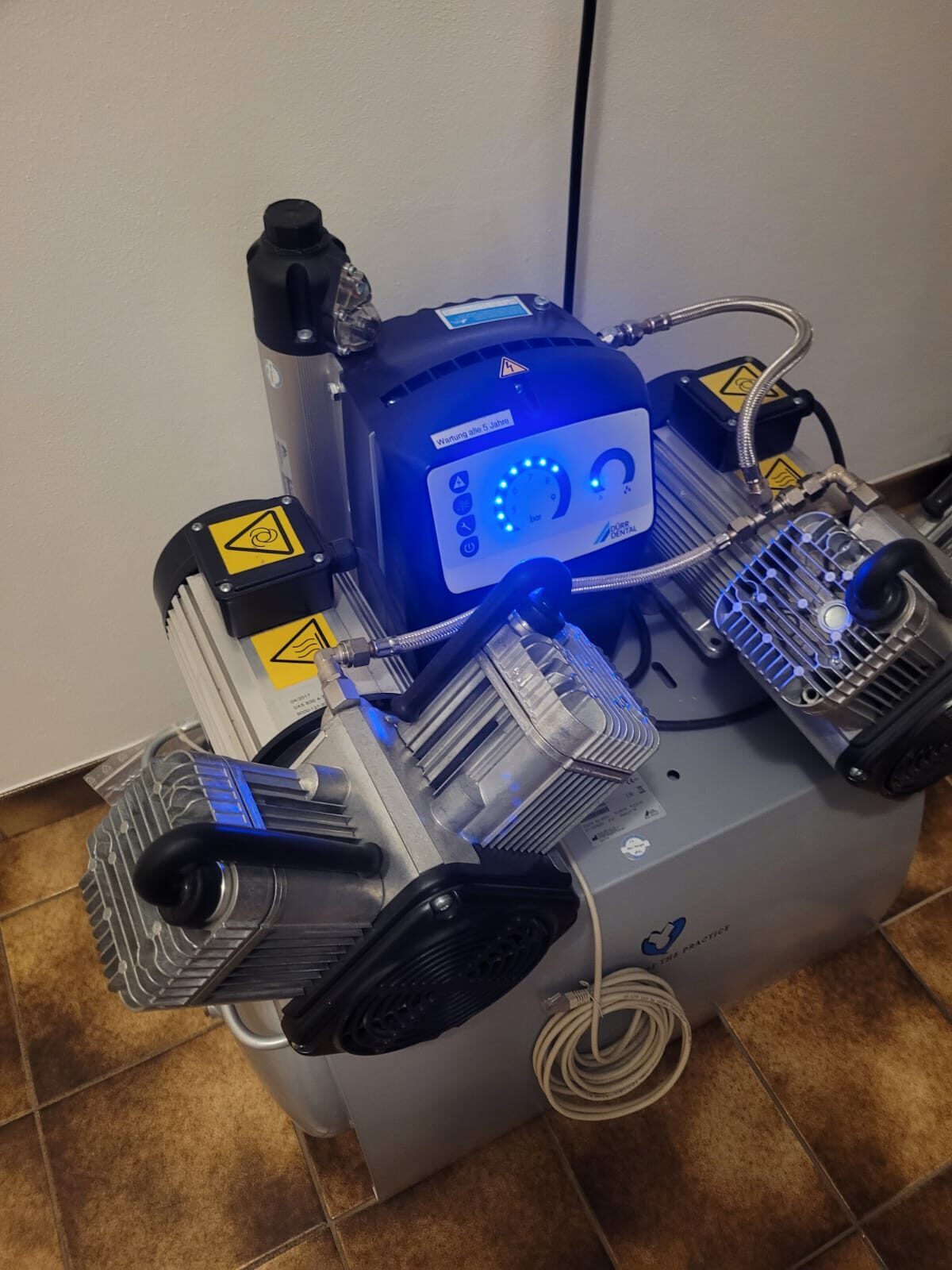 Dentalgeräte aus einer Praxisauflösung | 340033