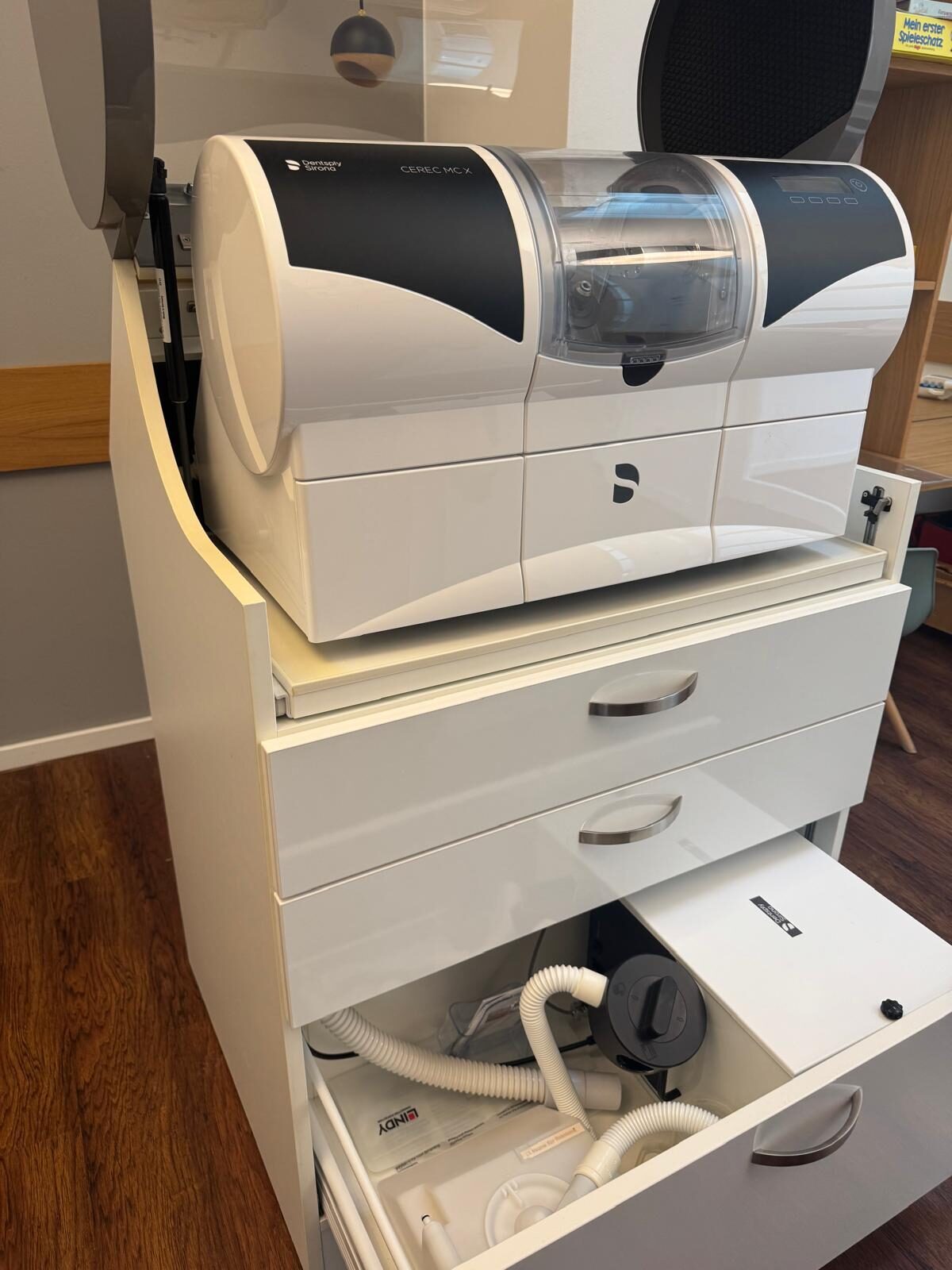 TOP-Gelegenheit! Primescan Connect, Speedfire, MCX, InLab-Software inkl. Schrank und Cart im Paket aus erster Hand (2024) zu verkaufen | 340426