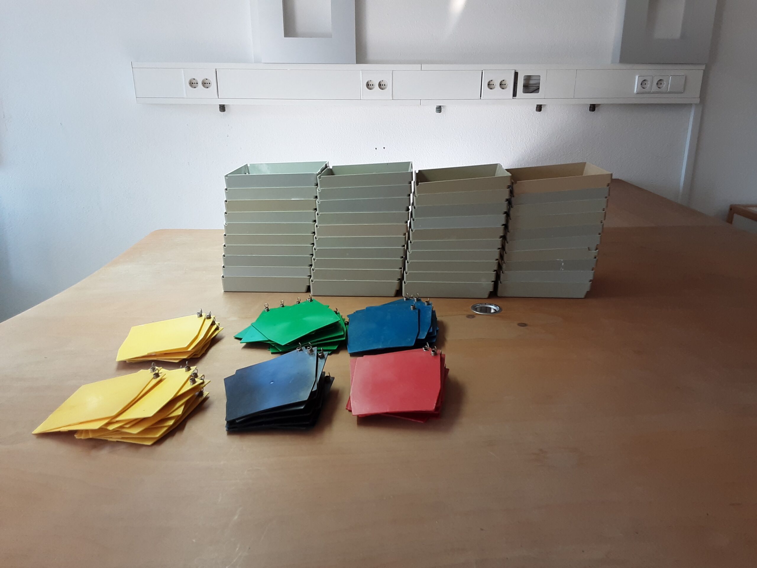 40 KaVo Arbeitsschalen und 60 KaVo Klemmbretter | 342292