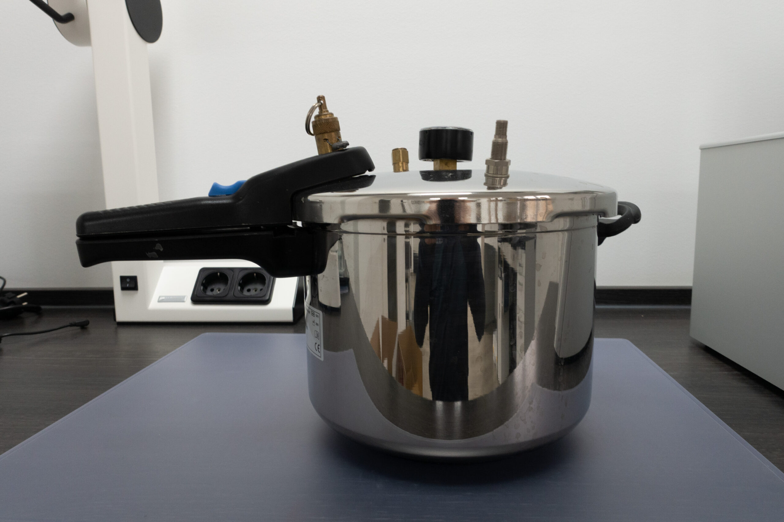 Drucktopf Finopressure L + Druckschlauch – SEHR GUTER ZUSTAND | 341387