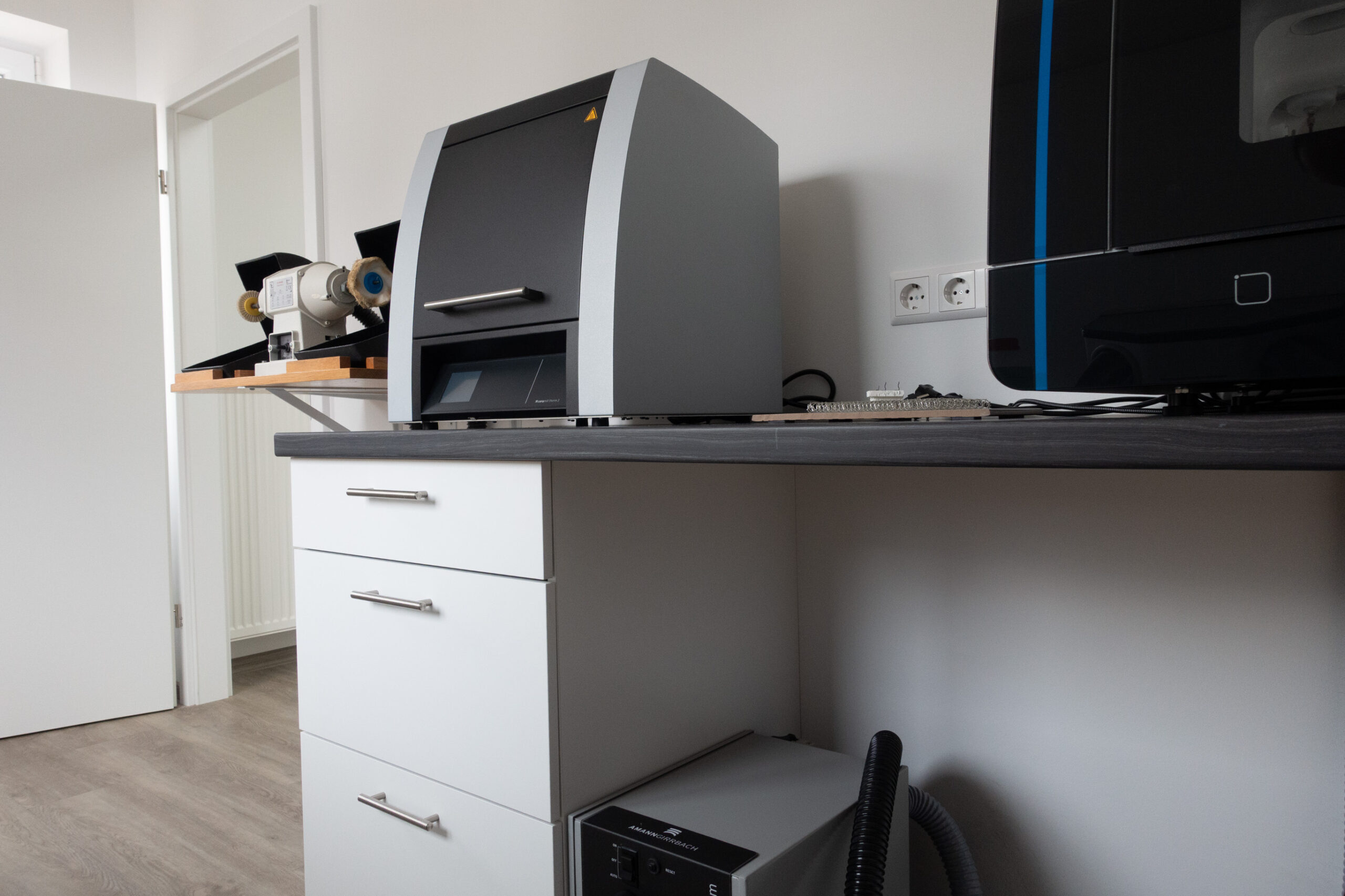 Unterschrank weiss matt – TOP GEPFLEGT | 341532