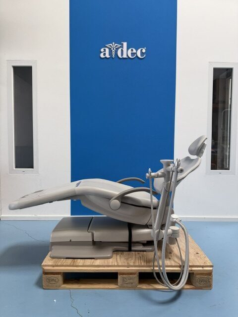 A-dec 500A Behandlungsstuhl Zahnarztstuhl KFO Scanning Abdruckstuhl PZR Chirurgie | 342302