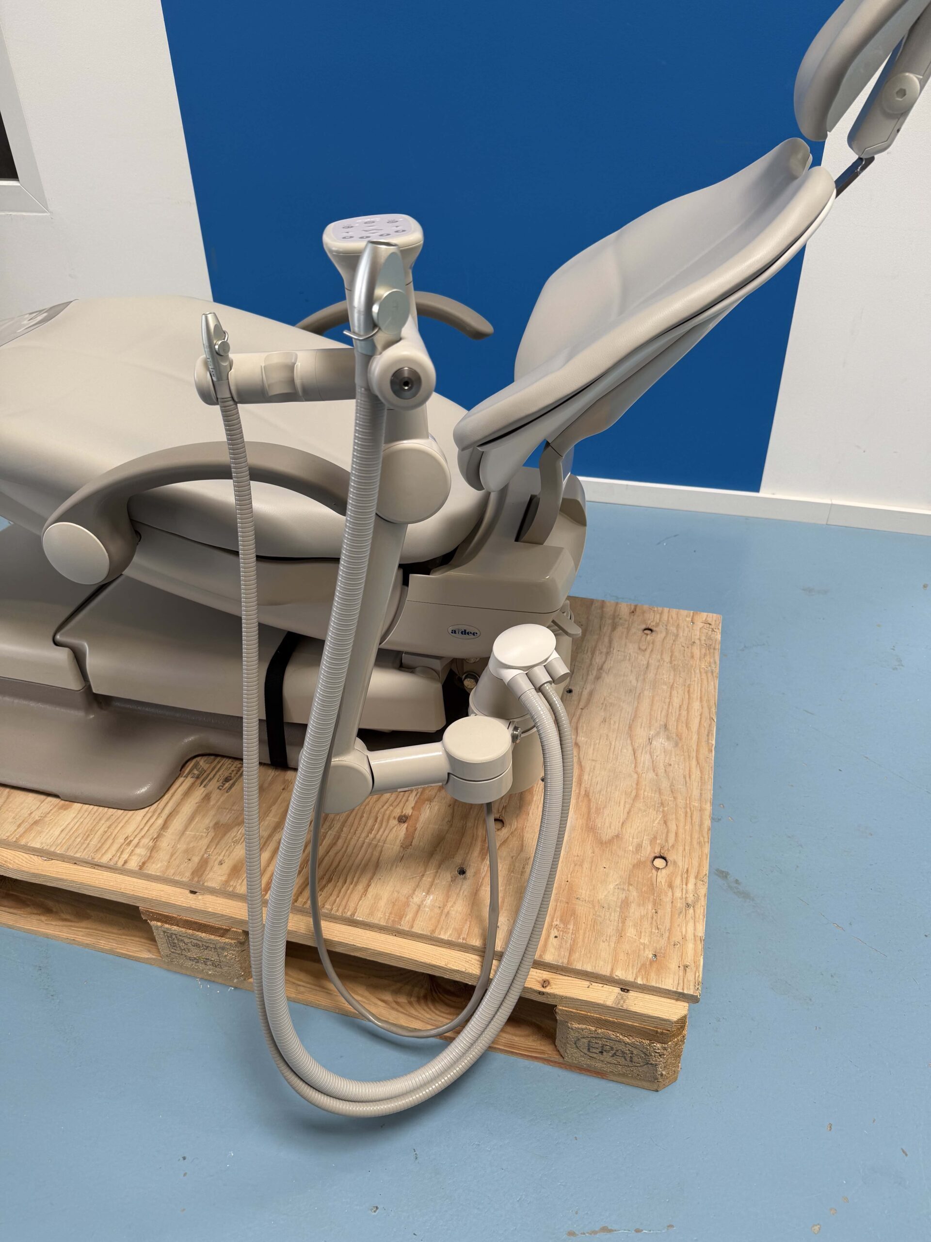 A-dec 500A Behandlungsstuhl Zahnarztstuhl KFO Scanning Abdruckstuhl PZR Chirurgie | 342299