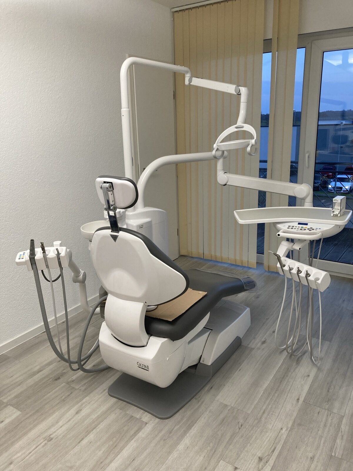 Belmont Clesta II aus Praxisauflösung, Leasingrest 3 Jahre, 490 Euro netto mtl. + 2 Behandlungssessel | 342316