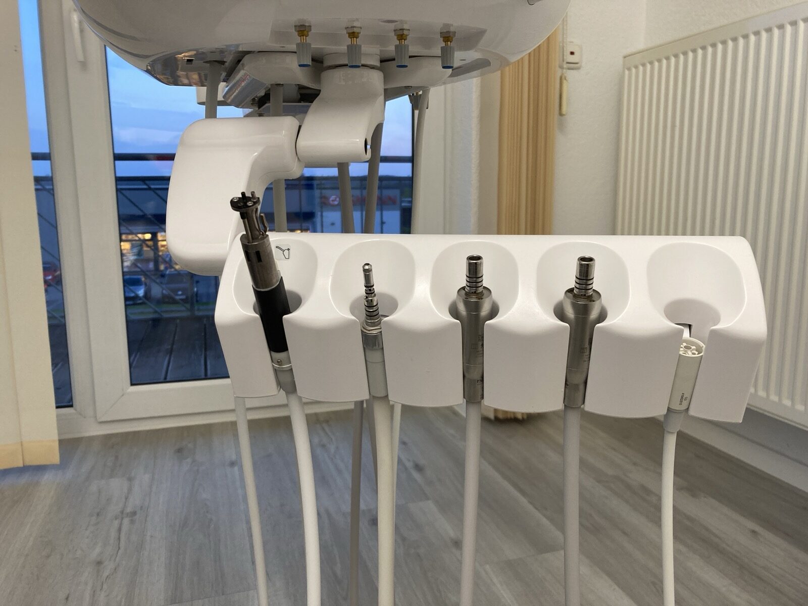 Belmont Clesta II aus Praxisauflösung, Leasingrest 3 Jahre, 490 Euro netto mtl. + 2 Behandlungssessel | 342319