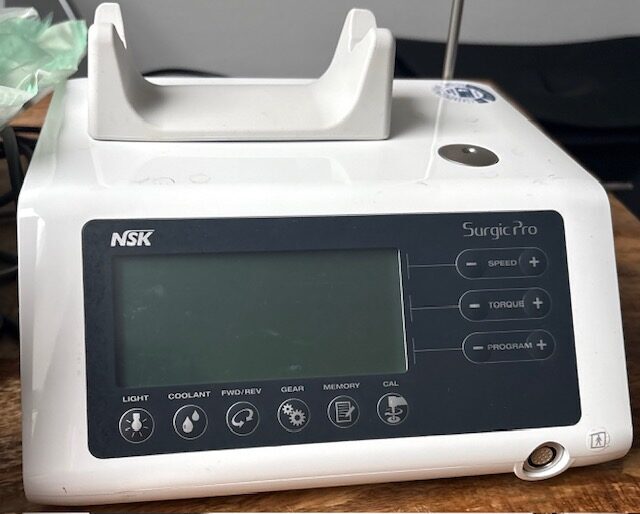 Surgic Pro High-End-Lösung für alle Aufgabenstellungen der dentalen Chirurgie | 341771