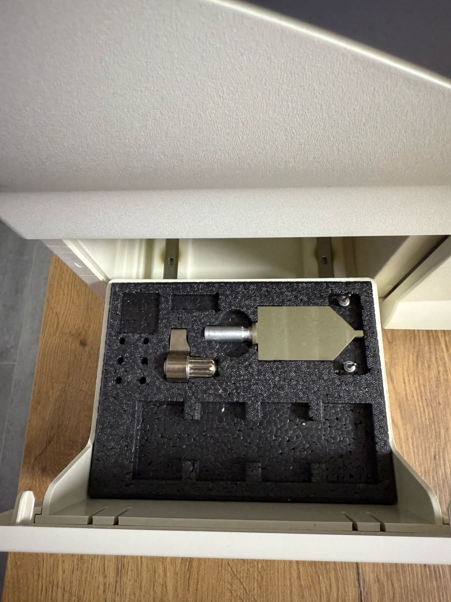 Sirona CEREC MC XL / Schleifeinheit / Milling Machine / Dental Fräseinheit | 342816