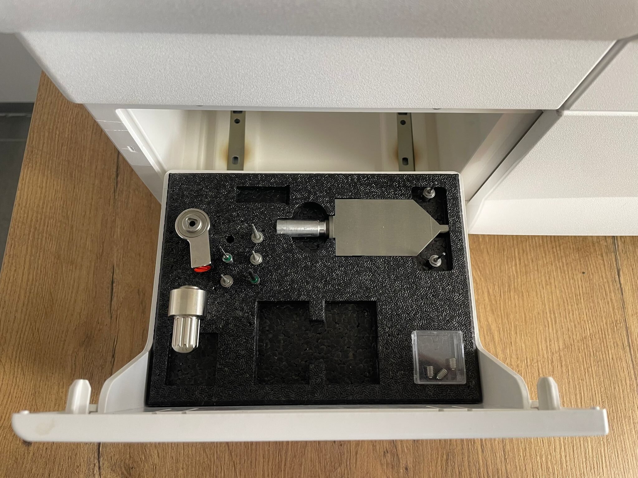 Sirona CEREC MC XL Premium Schleifeinheit / Vier Motoren / Milling Machine TOP! | 342654