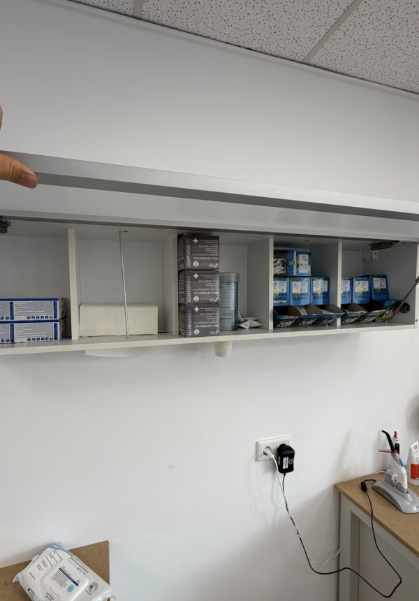 Dentale Behandlungszeilen Praxis Möbel *top Zustand* | 343550