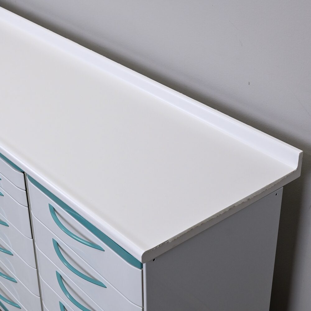 Baisch Integral 2, 4er Behandlungszeile / Schrankzeile aus Stahl, gebraucht | 344171