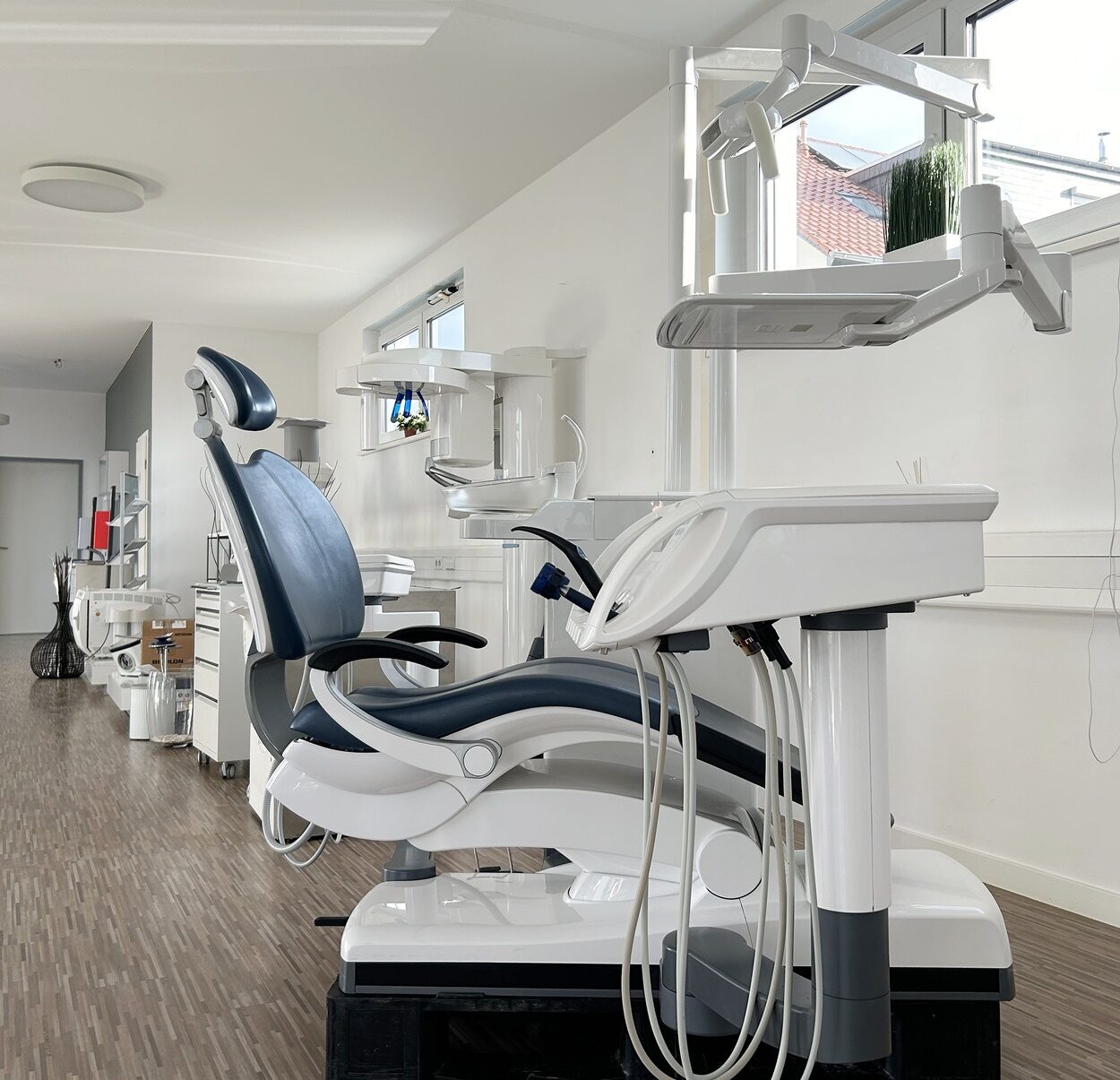 Sirona SINIUS VSB Verschiebebahn Behandlungseinheit BJ 2016 Zahnarztstuhl (inkl. MwSt) | 344257