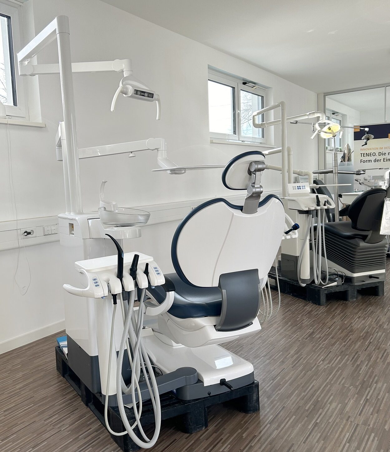 Sirona SINIUS VSB Verschiebebahn Behandlungseinheit BJ 2016 Zahnarztstuhl (inkl. MwSt) | 344259