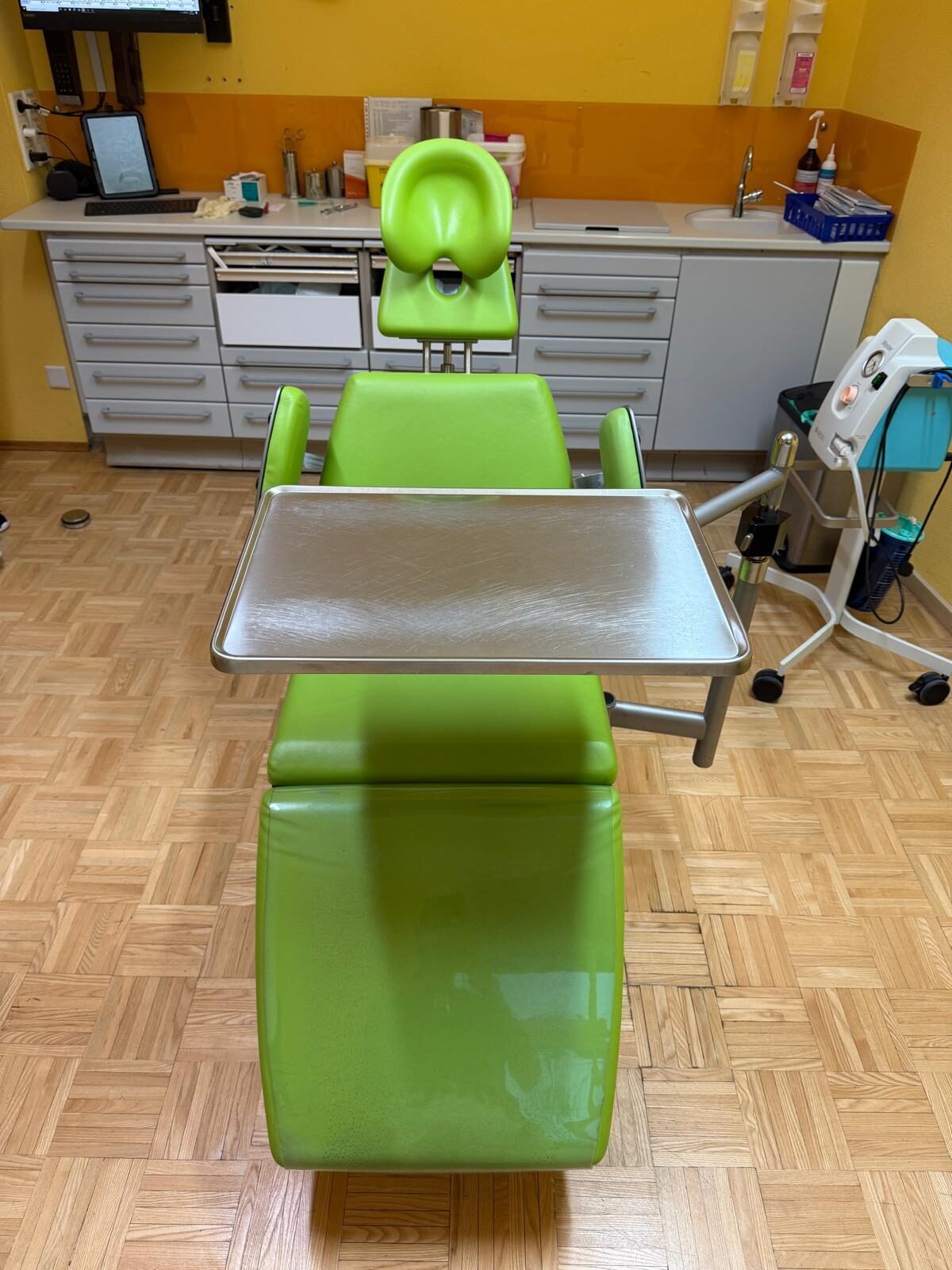 Brumaba OP Primus – Zahnarzt- / Op-Stuhl komplett Set | 343015