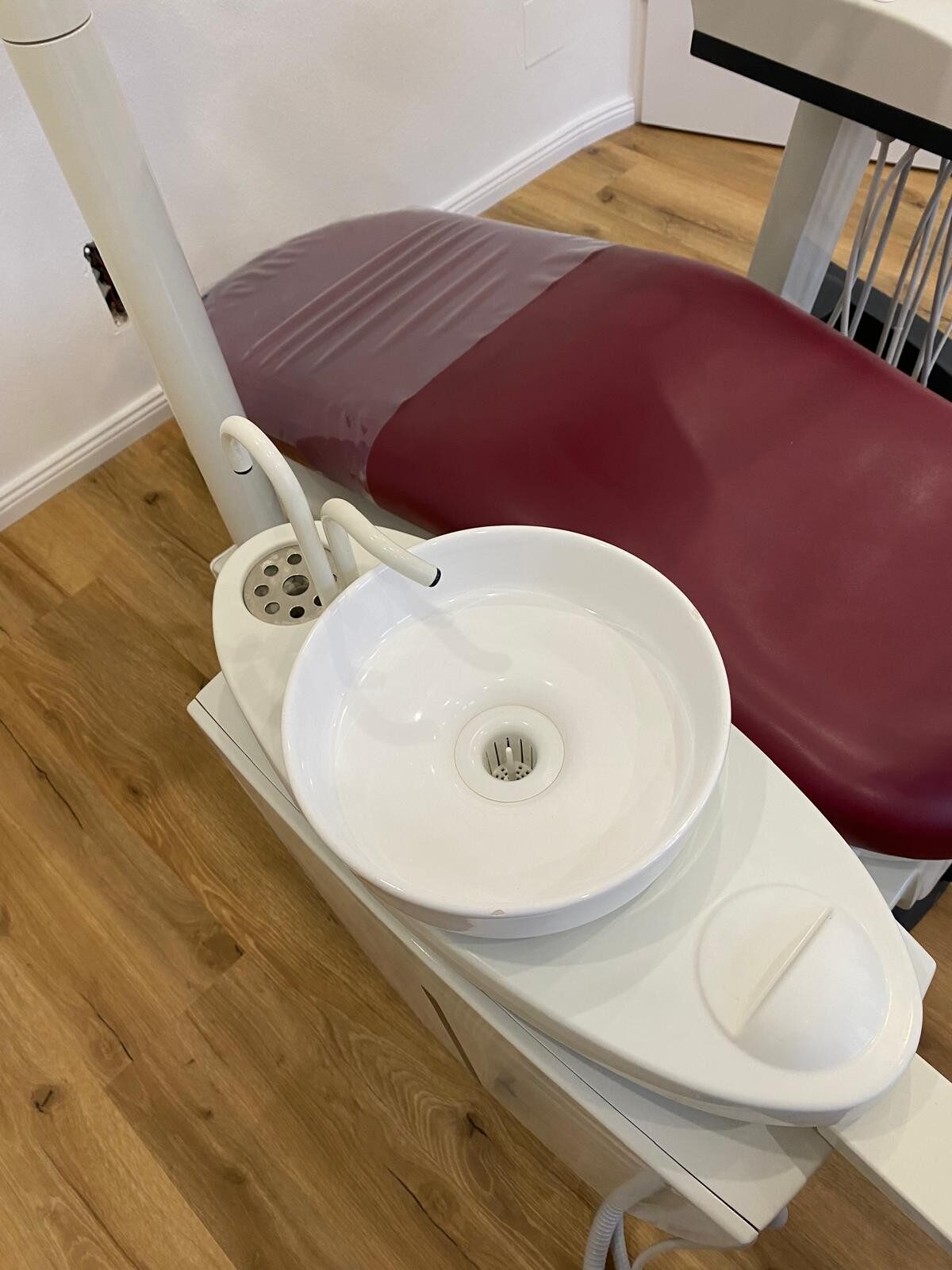 Ultradent U3000 Behandlungseinheit | 344008