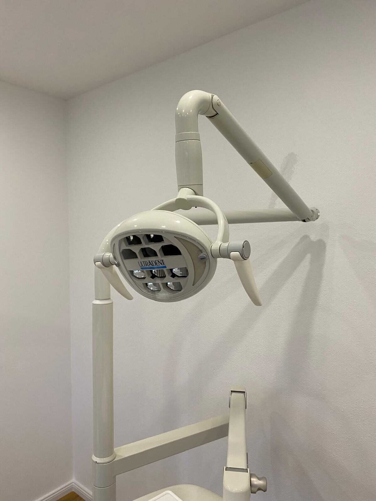 Ultradent U3000 Behandlungseinheit | 344011