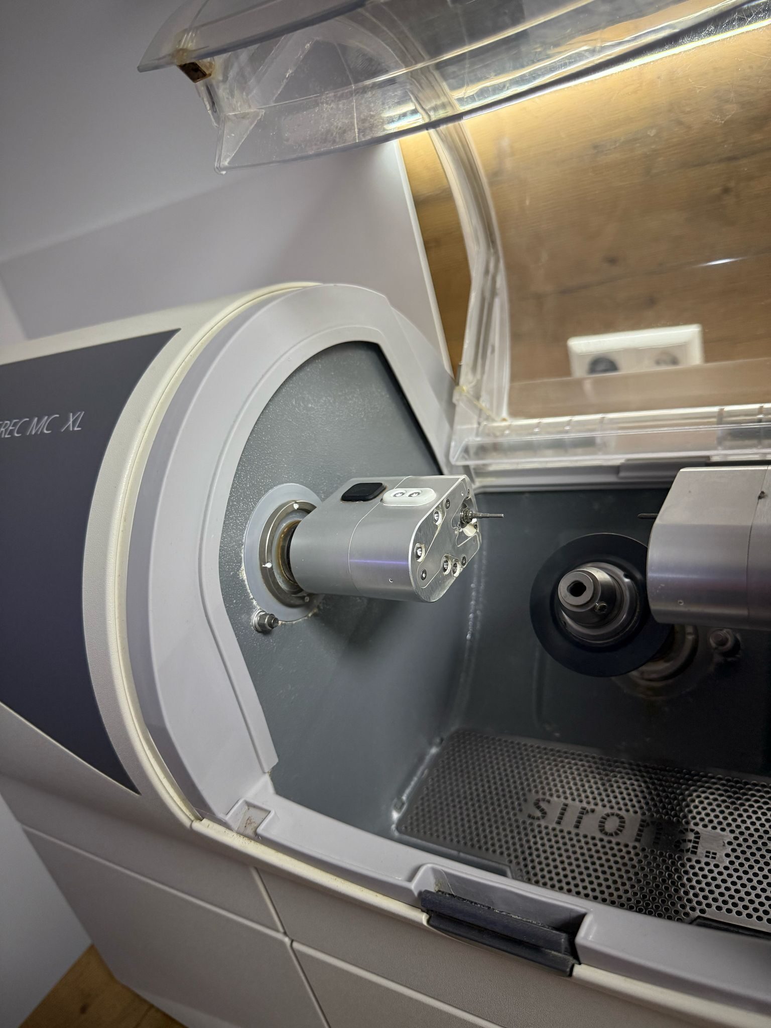 Sirona MC XL Schleif- & Fräseinheit | Dental Milling Machine CAD CAM | 345399