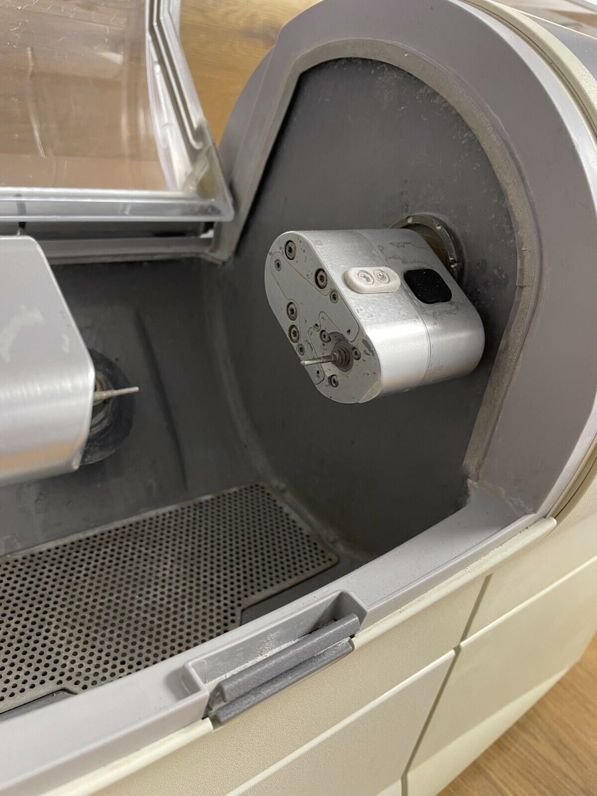CEREC MC XL Dental Fräseinheit | CAD/CAM Schleifeinheit | 345409