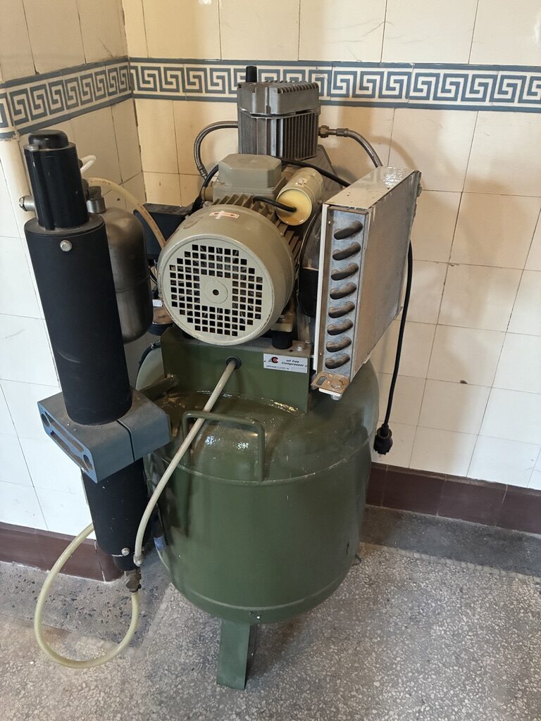 3-Zylinder-Kompressor mit 75l-Tank | 345372