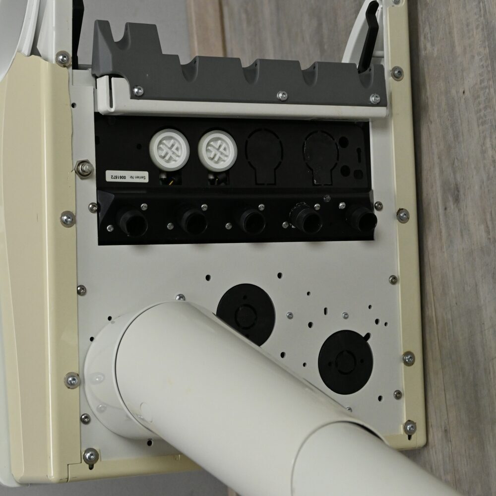 Sirona C4+ Arztelement / Model-No. D3383 / Serial-No. 76646 / REF: 5893966, gebraucht | 345116