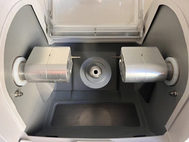 Sirona CEREC MC X Fräs- und Schleifeinheit – neuwertig | 344733