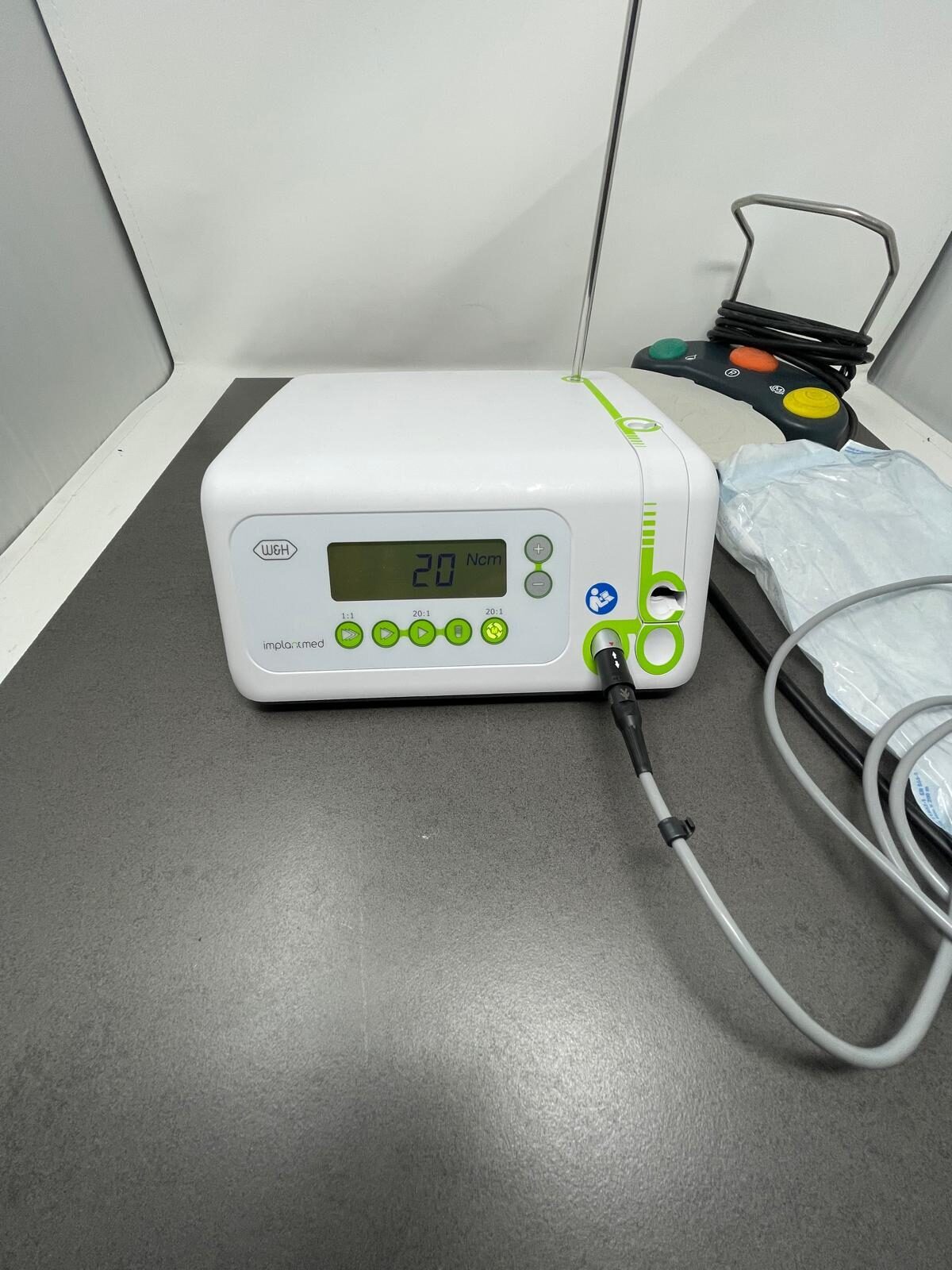 W&H Implantmed SI-923 Chirurgiegerät Implantgerät | 354750