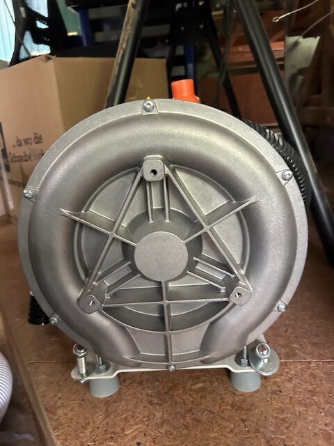 Cattani 3-Zylinder Kompressor mit 45 Liter Tank, Schallschutz | 344472