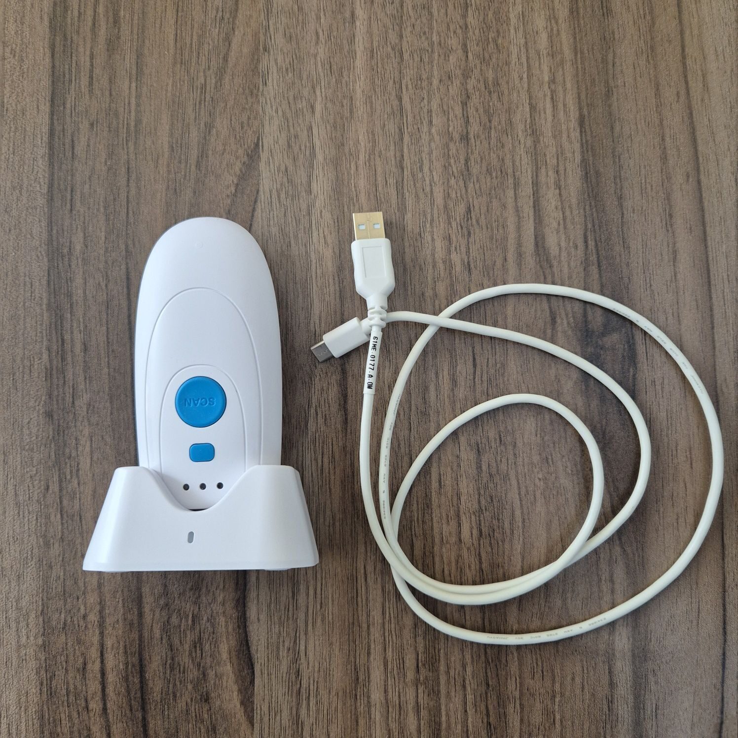 Verkauf  2D Bluetooth Scanner mit Kabel und Ständer | 354888