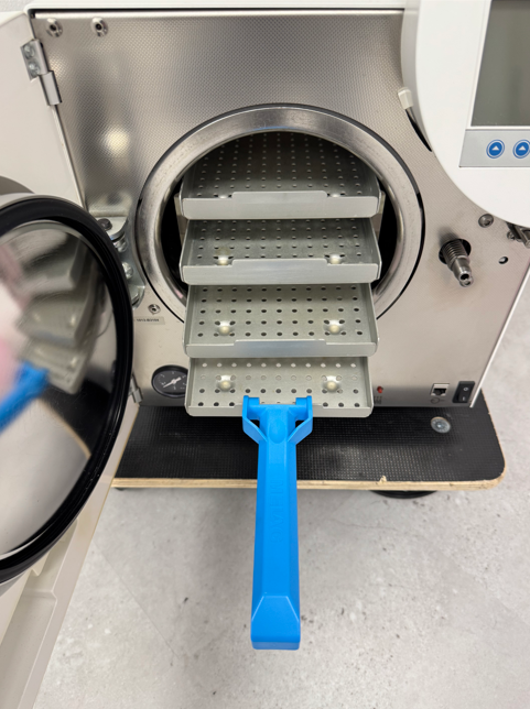 MELAG Vacuquick 13-B Autoklav Sterilisator Baujahr 2010 | 345465