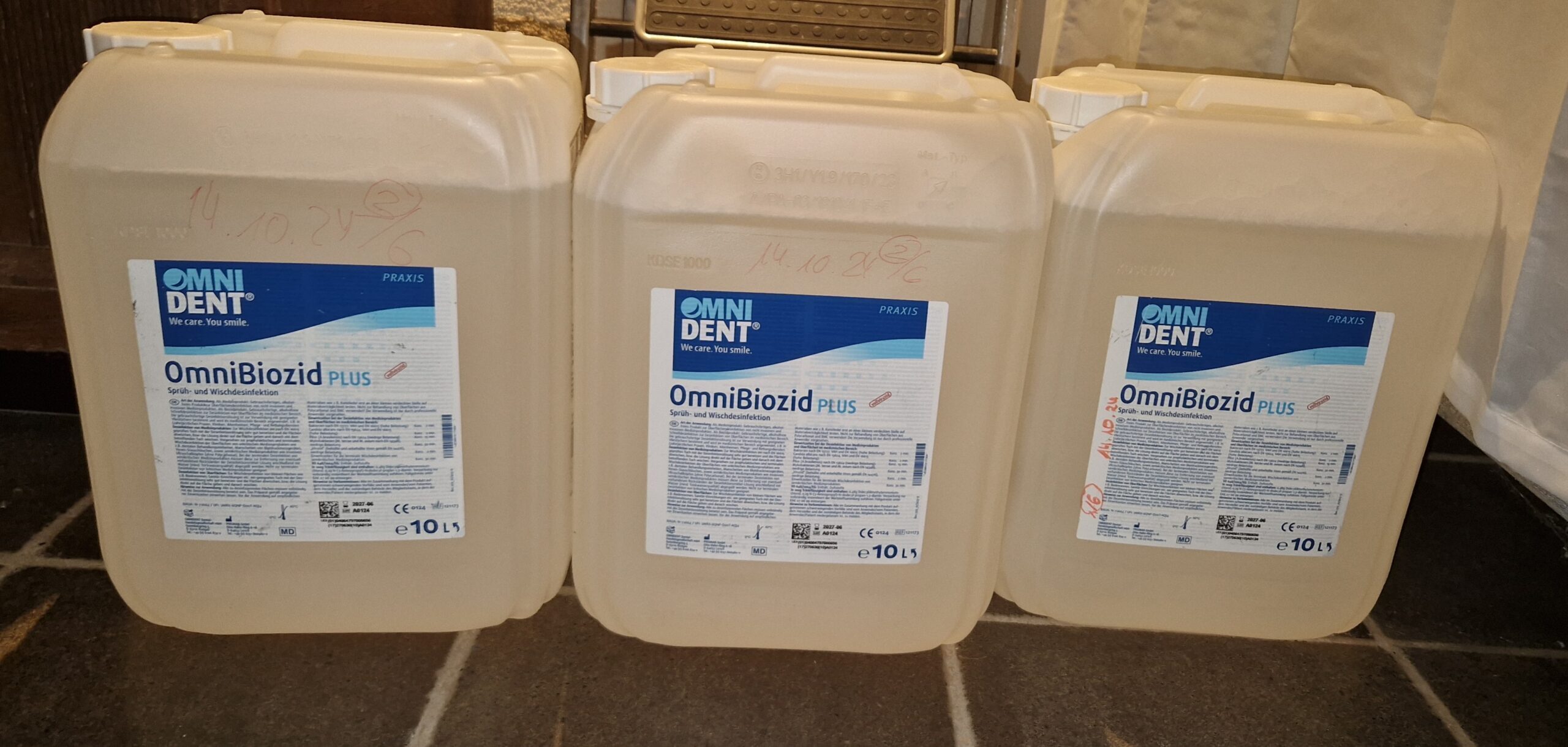 3 Kanister jeweils 10 Liter Flächendesinfektion | 354956