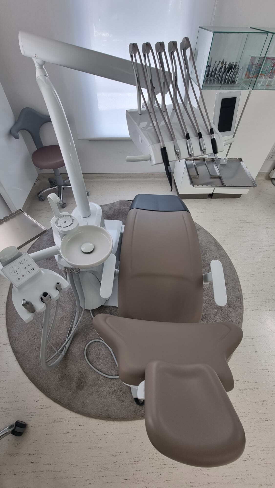 KaVo uniQa T (Tischmodell) m. HD-Kamera und Multimediapaket –  Ausstellungsstück – 04/2026 – 12 Mon. Gewährleistung von KaVo | 376101